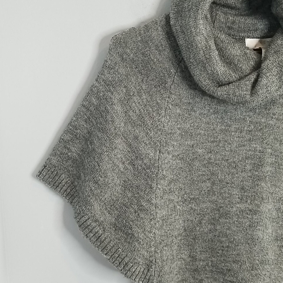 Kenar Cowl Neck BatWing Gray Sweater Small - Picture 4 of 7